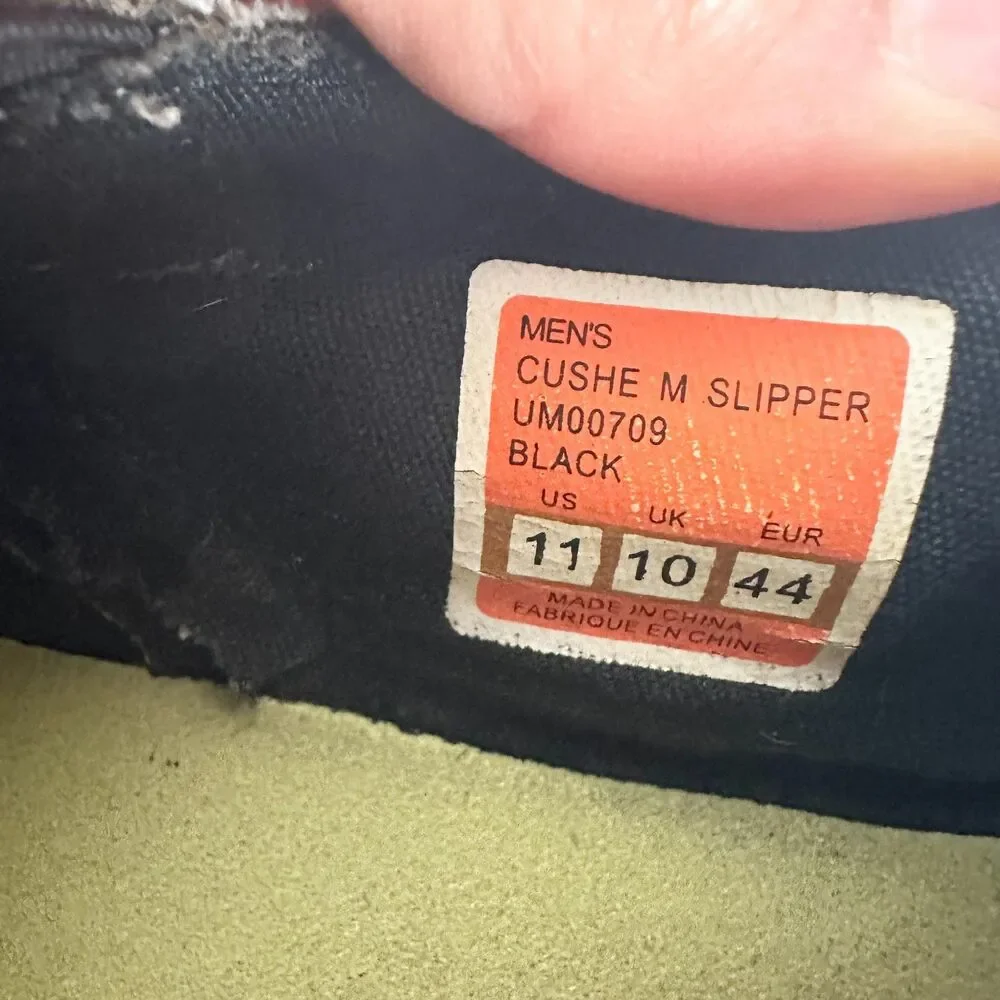 Cushe Men's Slipper Shoe Size 11 Black Canvas Slip On Lightweight